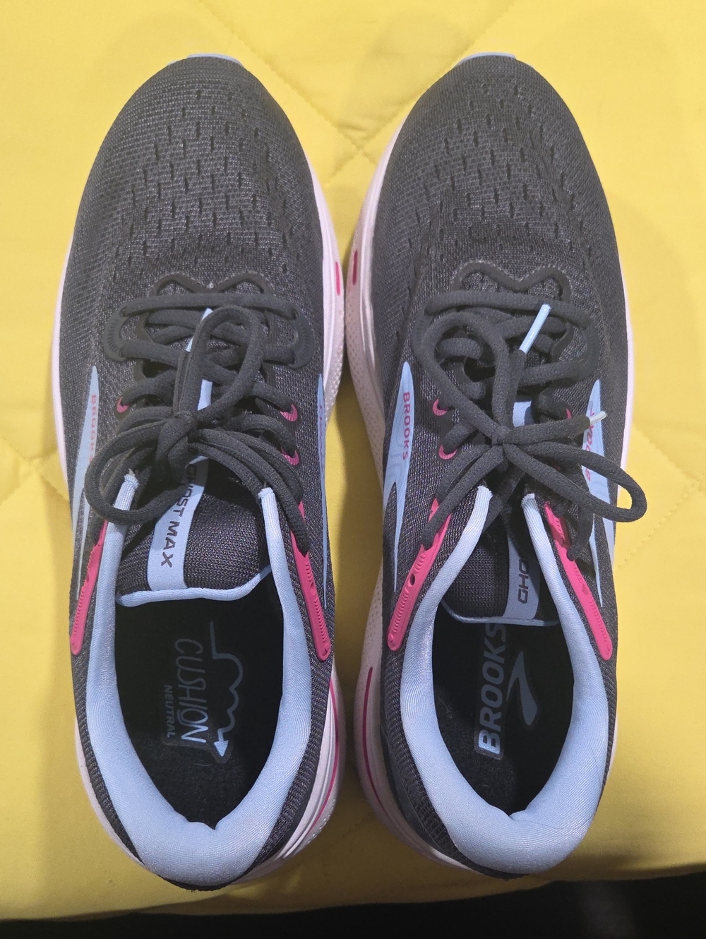 Brooks Women's Ghost Max 1 Running Shoes Ebony/Open Air/Lilac Rose Size 12